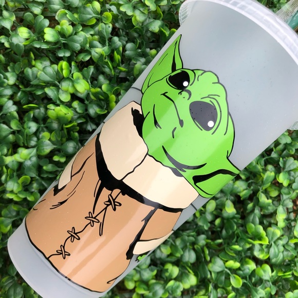 Custom baby yoda Starbucks cup